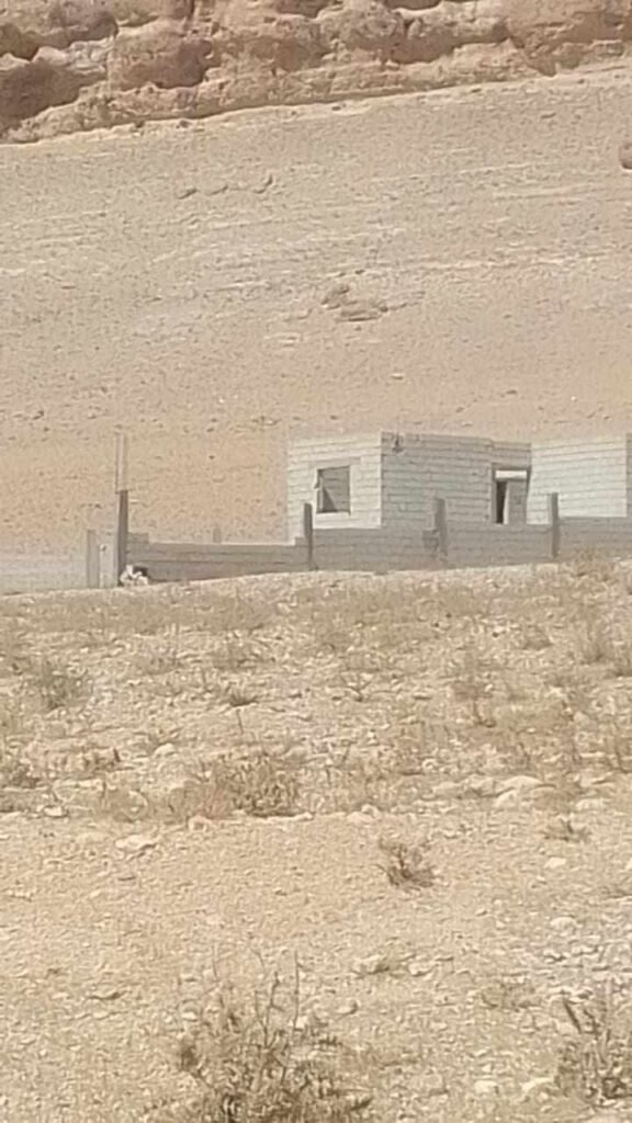 عقار للبيع في ريف دمشق – يبرود